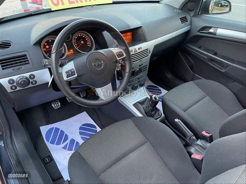Opel Astra 1.9 CDTi 120 CV Sport SW de 2008 con 197.000 Km por 4.600 EUR. en Toledo