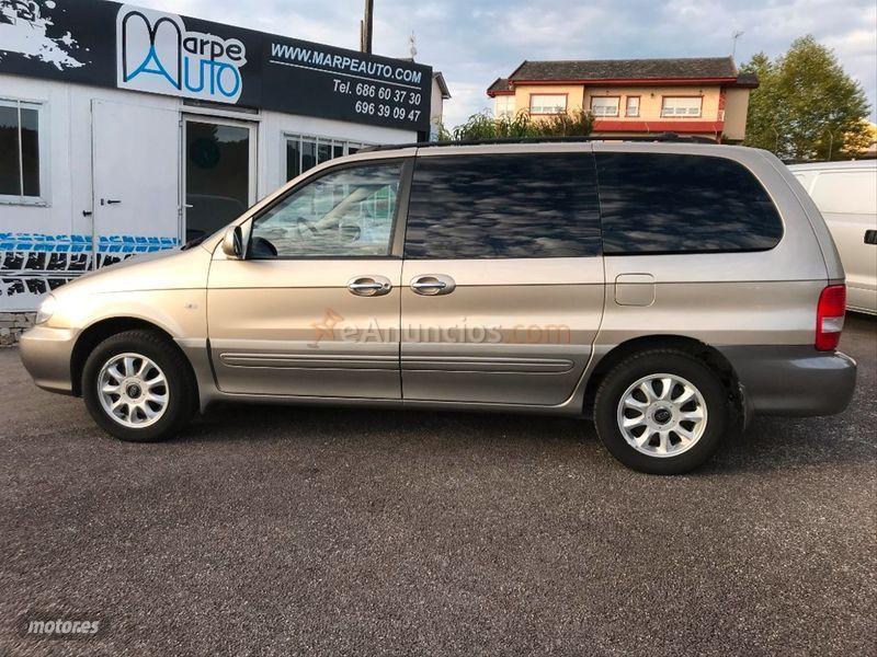 Kia Carnival 2.9 CRDi EX de 2004 con 249.500 Km por 3.899 EUR. en Lugo