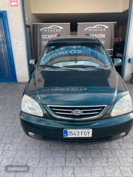Kia Carens 2.0 CRDi LX de 2006 con 170.000 Km por 2.490 EUR. en Madrid