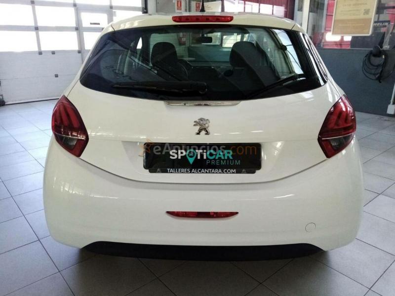 Peugeot 208  1.6 BlueHDi 55KW (75CV) -