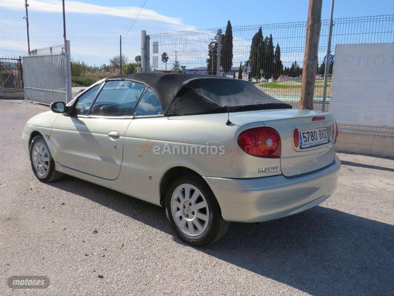 Renault Megane CABRIO DYNAMIQUE 1.6 16V de 2002 con 117.000 Km por 1.990 EUR. en Alicante