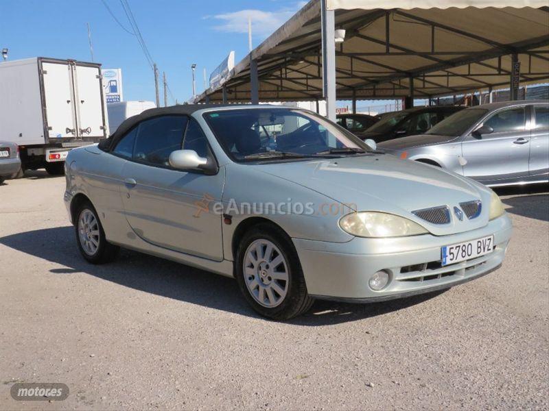 Renault Megane CABRIO DYNAMIQUE 1.6 16V de 2002 con 117.000 Km por 1.990 EUR. en Alicante