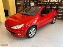 Peugeot 206 CC 1.6 de 2006 con 195.000 Km por 3.250 EUR. en Valencia