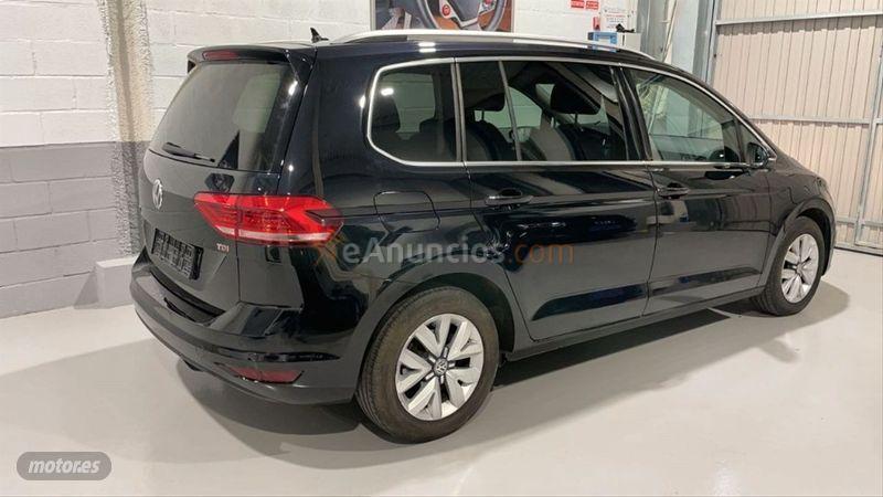Volkswagen Touran Business  Navi 1.6 TDI CR 115CV BMT de 2016 con 129.000 Km por 16.500 EUR. en Cadiz