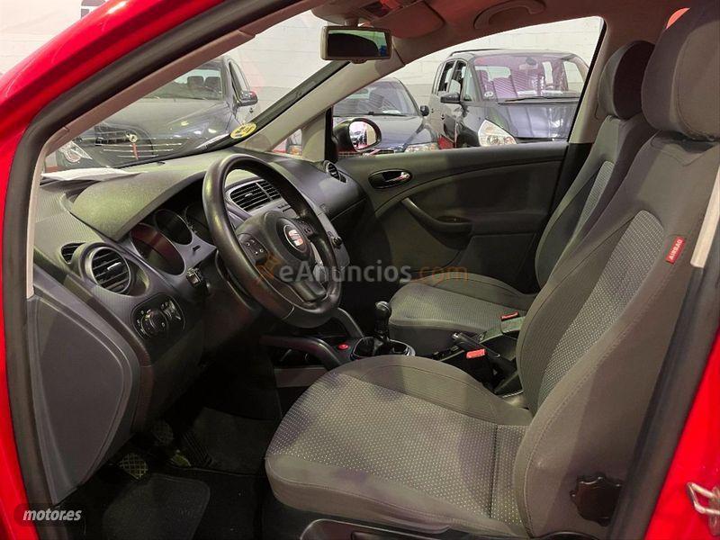 Seat Altea XL 2.0 TDI 140cv DSG Sport Up de 2008 con 187.000 Km por 5.999 EUR. en Cordoba