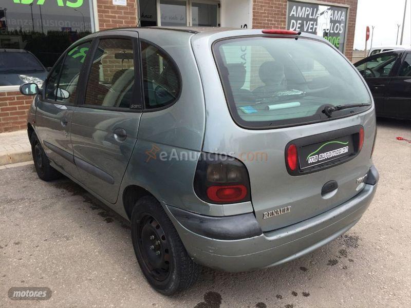 Renault Megane SCENIC ALIZE 1.6E de 1999 con 190.000 Km por 1.650 EUR. en Valencia