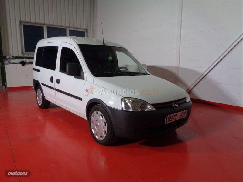Opel Combo Tour Enjoy 1.3 CDTI 75 CV de 2011 con 177.000 Km por 4.800 EUR. en Vizcaya
