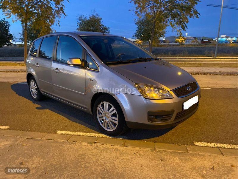 Ford Focus C-Max 2.0 Ghia de 2005 con 161.000 Km por 2.500 EUR. en Sevilla
