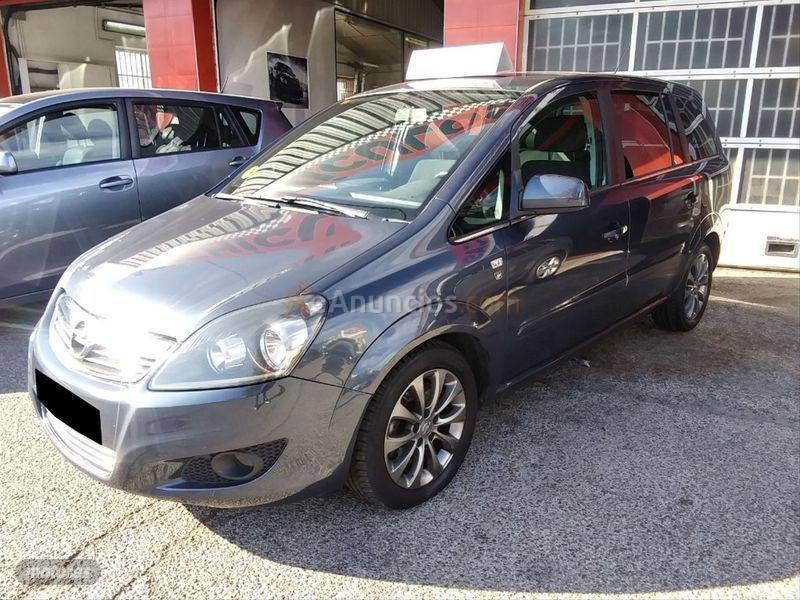 Opel Zafira 1.9 CDTi 120 CV 111 Years de 2010 con 290.000 Km por 4.990 EUR. en Madrid