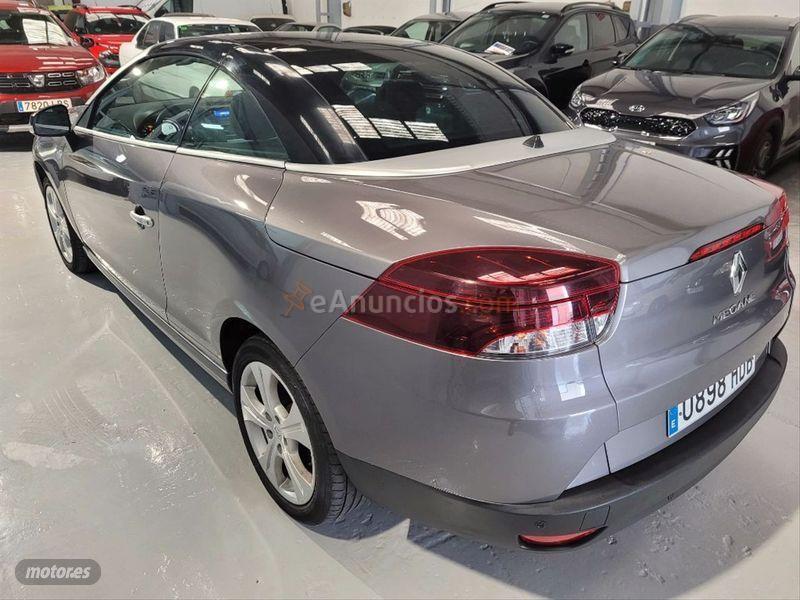 Renault Megane CoupeCabrio Dynamique dCi 110cv FAP de 2011 con 96.000 Km por 8.900 EUR. en Barcelona