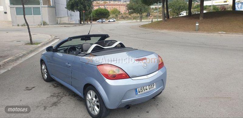 Opel Tigra Sport 1.3 CDTi de 2006 con 149.000 Km por 2.500 EUR. en Barcelona