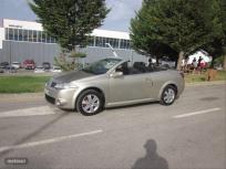 Renault Megane COUPECABR. CONFORT AUTHENTIQUE 1.6 16v de 2005 con 102.000 Km por 4.500 EUR. en Malaga