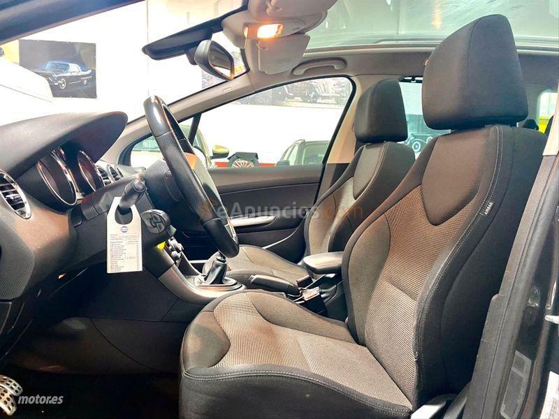 Peugeot 308 SW Active 2.0 HDI 150 FAP de 2013 con 216.675 Km por 7.450 EUR. en Madrid