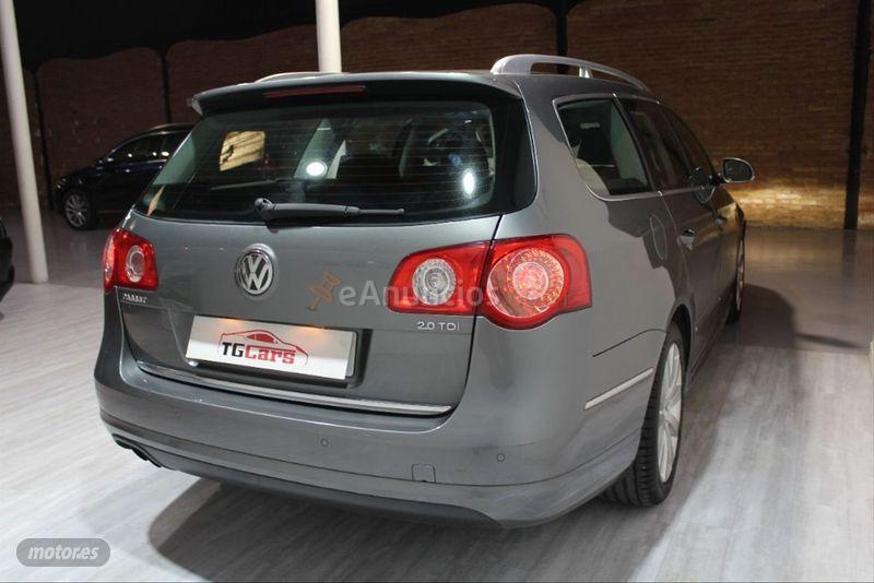 Volkswagen Passat Variant 2.0 TDI 170cv DPF DSG R Line de 2009 con 180.000 Km por 7.290 EUR. en Barcelona