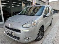 Peugeot Partner Tepee Active 1.6 HDi 92cv de 2014 con 155.000 Km por 10.990 EUR. en Barcelona
