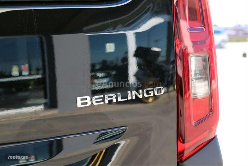 Citroen Berlingo Talla M PureTech 110 SS SHINE de 2019 con 20.000 Km por 23.500 EUR. en Barcelona