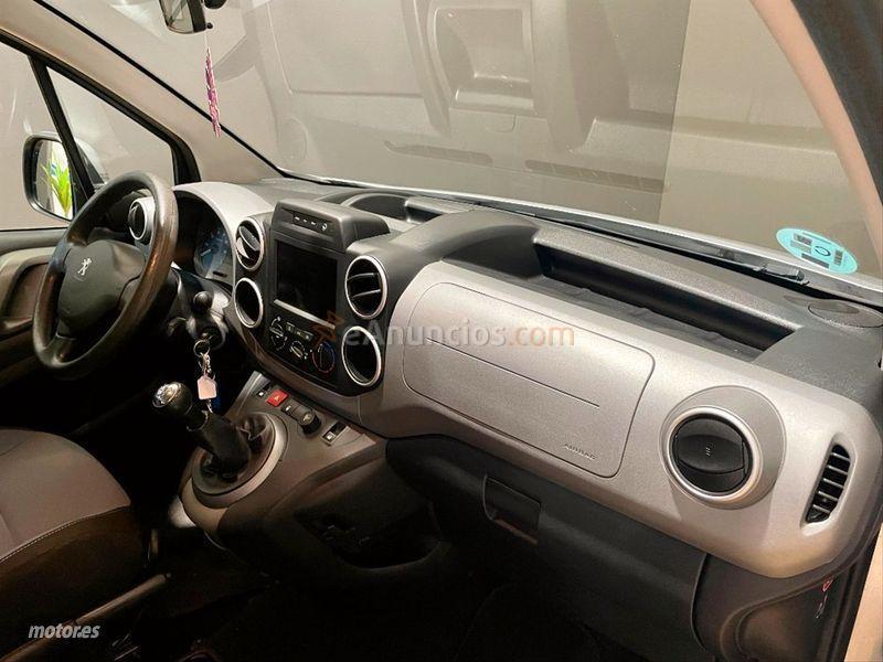 Peugeot Partner TEPEE Active 1.6 BlueHDi 100 de 2015 con 149.000 Km por 11.450 EUR. en Zaragoza