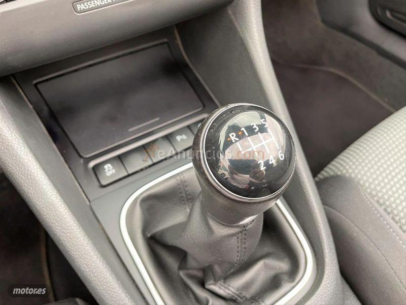 Volkswagen Golf Cabrio 2.0 TDI 140cv DSG BlueMotion Tech de 2012 con 91.000 Km por 12.900 EUR. en Sevilla