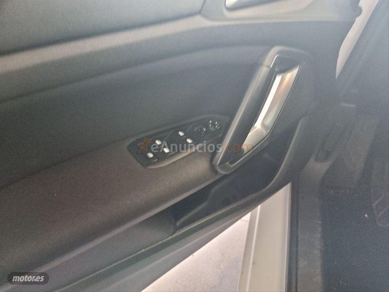 Peugeot 308 SW Business Line BlueHDi 130 SS 6vel MA de 2019 con 83.949 Km por 11.800 EUR. en La Coruna