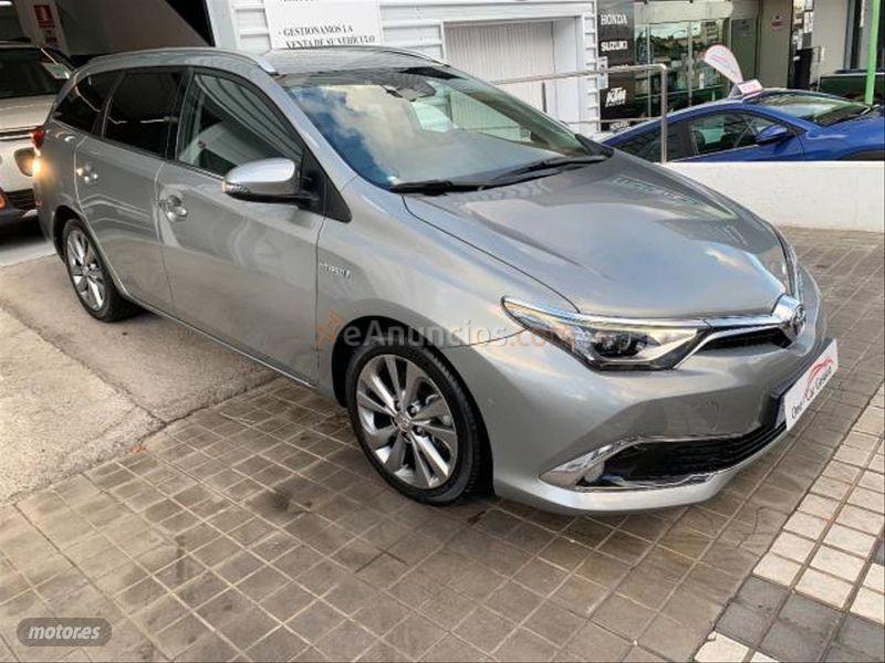 Toyota Auris 1.2 120T Feel Touring Sports de 2017 con 80.000 Km por 16.495 EUR. en Las Palmas