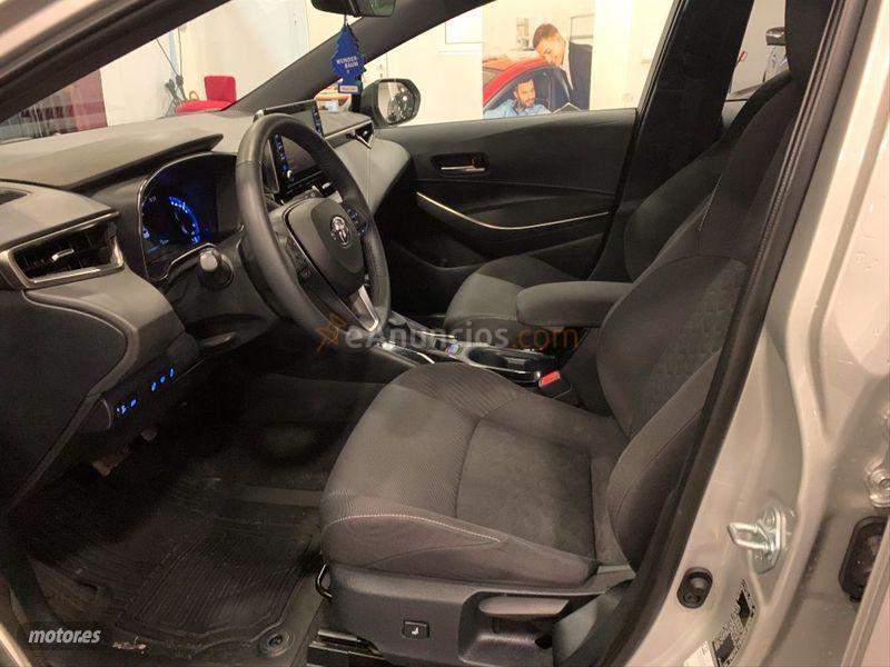Toyota Corolla 1.8 125H BUSINESS ECVT TOURING SPORT de 2019 con 34.700 Km por 21.900 EUR. en Barcelona