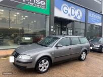 Volkswagen Passat Variant 1.9 TDi Trendline 130CV de 2003 con 225.000 Km por 3.500 EUR. en Burgos