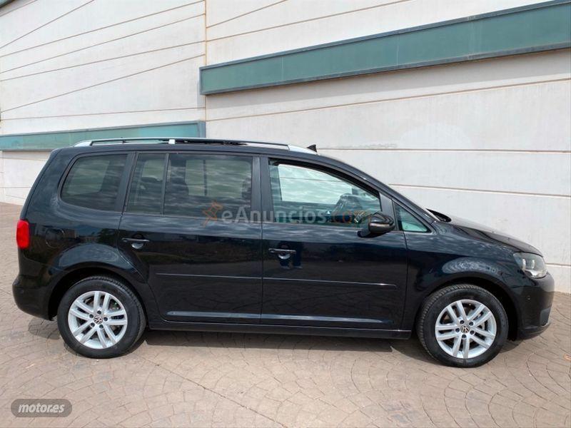 Volkswagen Touran 1.6 TDI 105cv 119gr. Advance Bmot Tech de 2013 con 108.000 Km por 11.990 EUR. en Badajoz