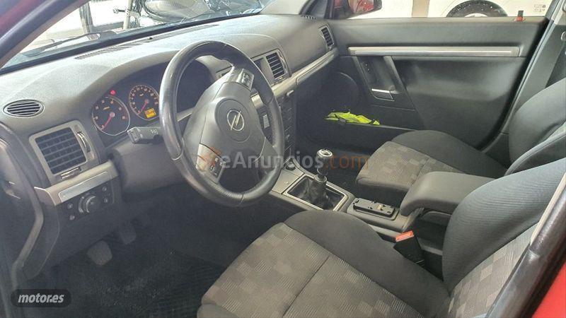 Opel Vectra Elegance 1.9 CDTI 16v SW de 2007 con 160.000 Km por 5.900 EUR. en Las Palmas