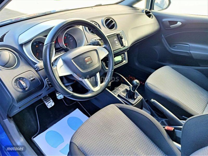 Seat Ibiza ST 1.6 TDI 105cv Sport DPF de 2010 con 77.200 Km por 7.990 EUR. en Valladolid