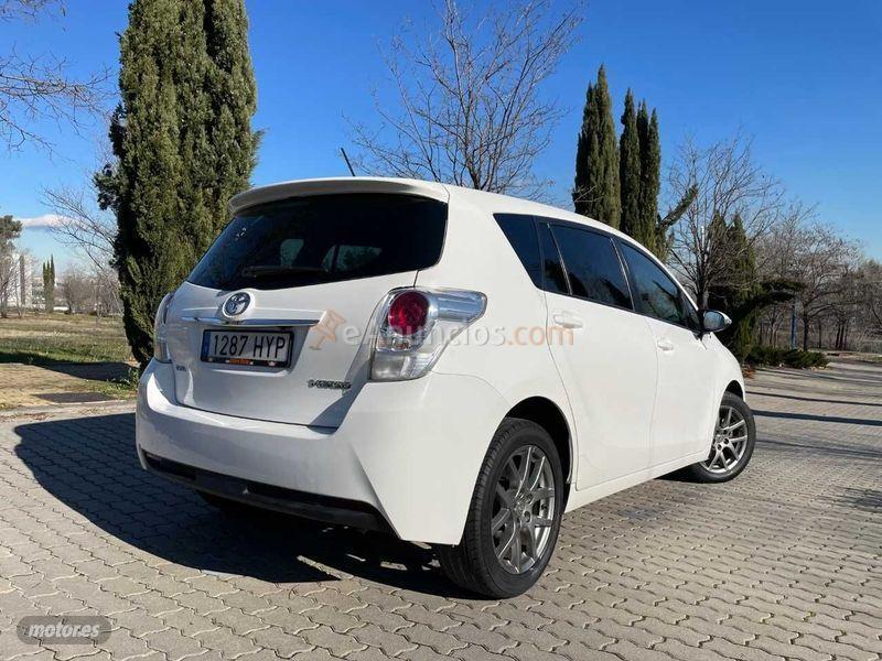 Toyota Verso 130 Advance 7pl. de 2016 con 145.000 Km por 11.990 EUR. en Madrid