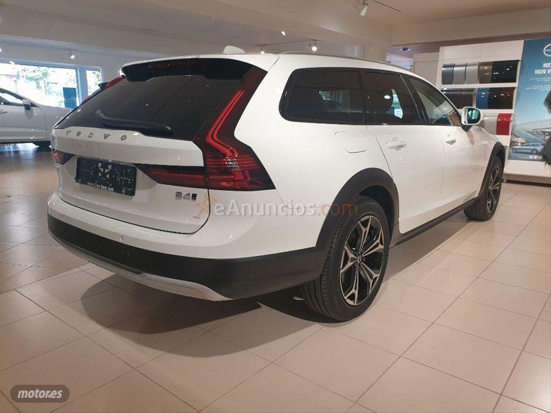 Volvo V 90 2.0 D4 AWD Pro Auto de 2021 con 10 Km por 59.200 EUR. en Barcelona