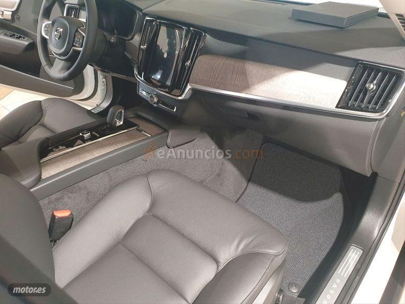 Volvo V 90 2.0 D4 AWD Pro Auto de 2021 con 10 Km por 59.200 EUR. en Barcelona