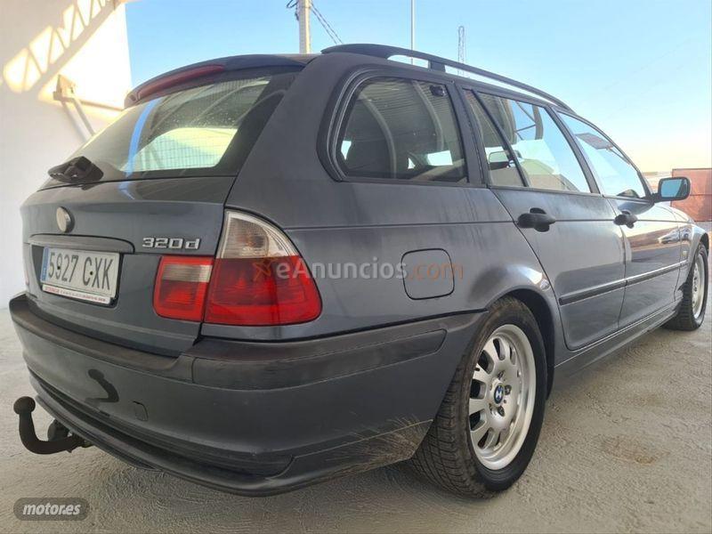 BMW Serie 3 320D TOURING de 2001 con 282.646 Km por 1.999 EUR. en Badajoz