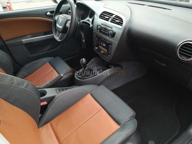 Seat Leon 1.8 TSI 160cv Sport Up (PEGATINA C)