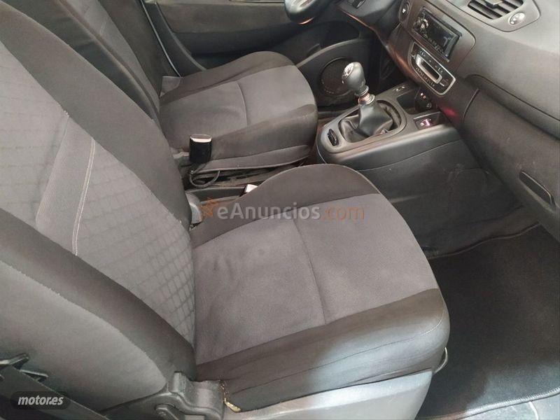 Renault Scenic Expression 1.5dCi 105cv eco2 de 2010 con 160.000 Km por 5.900 EUR. en Castellon