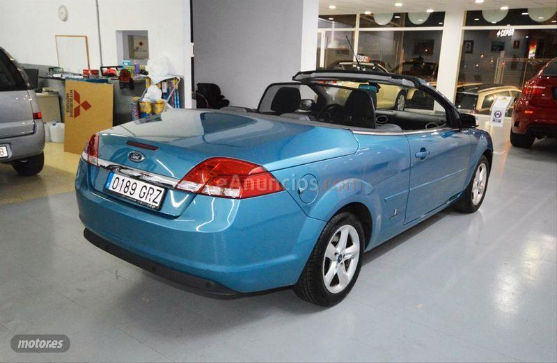 Ford Focus 1.6 CC Trend de 2010 con 179.000 Km por 6.500 EUR. en Barcelona