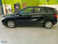 Mercedes Clase B B 180 CDI BlueEFFICIENCY de 2012 con 290.000 Km por 9.500 EUR. en Madrid
