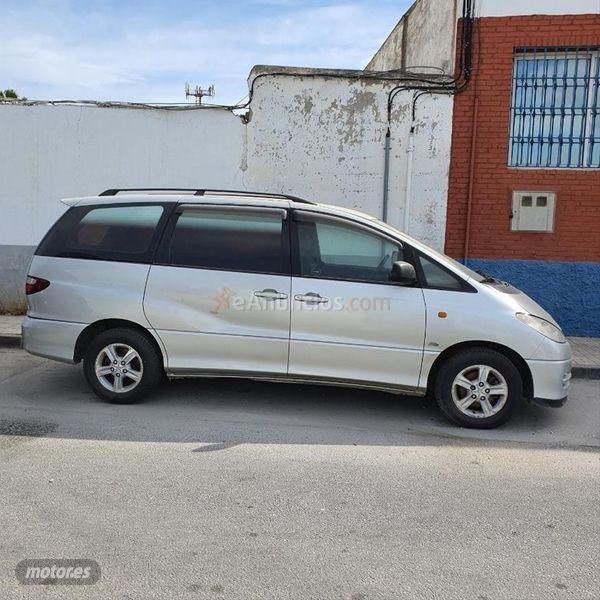 Toyota Previa 2.0 D4D LINEA TERRA 7 plazas de 2002 con 270.000 Km por 1.600 EUR. en Malaga