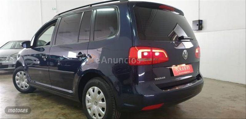Volkswagen Touran 1.6 TDI 105cv DSG Edition de 2012 con 276.000 Km por 7.900 EUR. en Murcia
