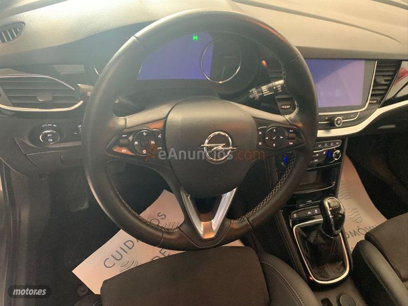 Opel Astra 1.2T SHR 107kW 145CV Elegance ST de 2020 con 37.000 Km por 17.400 EUR. en Malaga