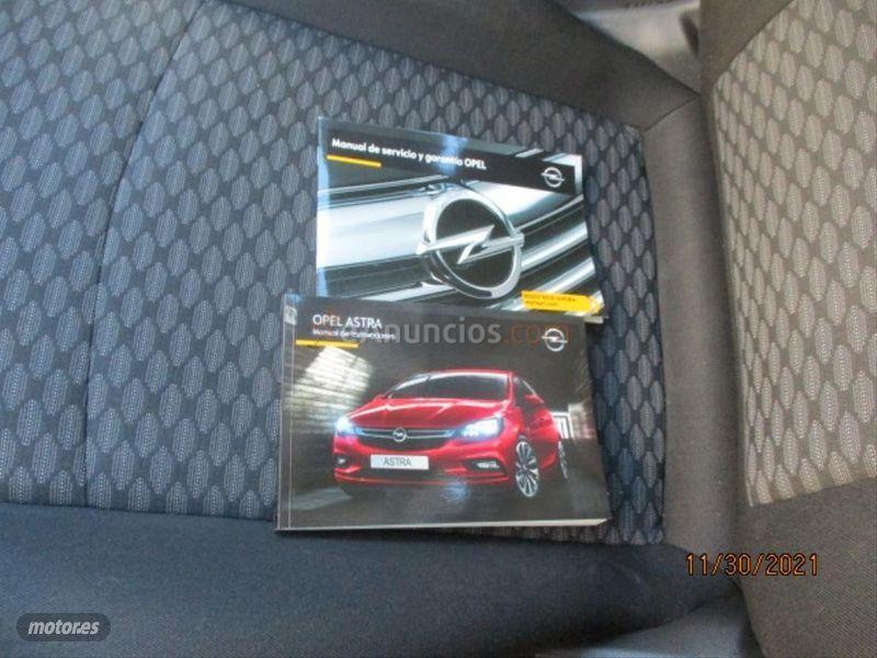 Opel Astra 1.6 CDTi 110 CV Business ST de 2016 con 150.000 Km por 9.999 EUR. en Malaga