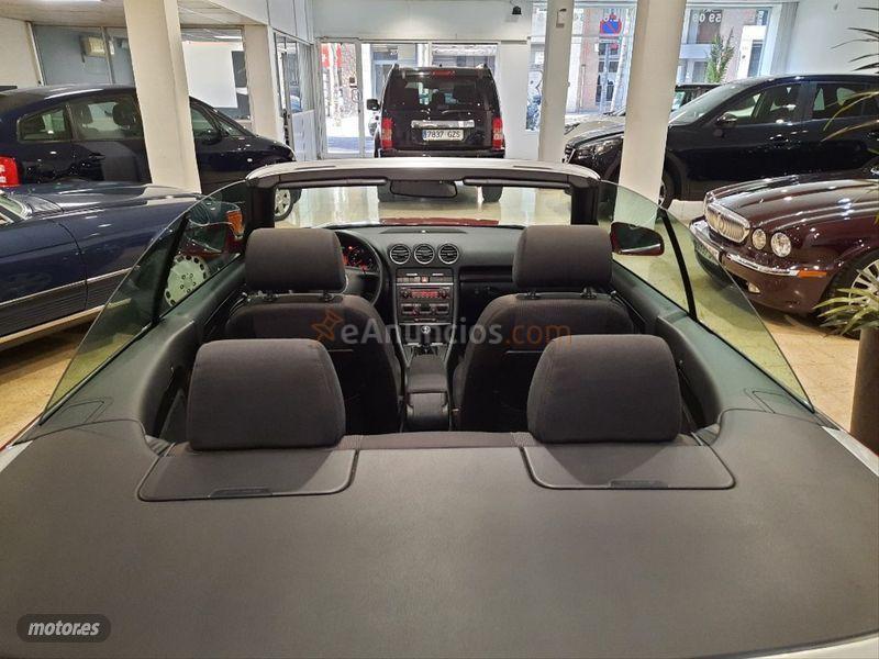 Audi A4 2.5 TDI Cabrio de 2005 con 345.000 Km por 4.500 EUR. en Barcelona