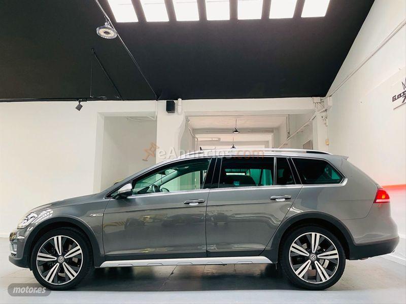 Volkswagen Golf Alltrack 2.0 TDI 135kW DSG Variant de 2018 con 88.000 Km por 25.999 EUR. en Zaragoza