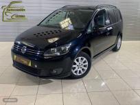 Volkswagen Touran 1.6 TDI 105cv Advance de 2014 con 149.000 Km por 11.800 EUR. en Madrid