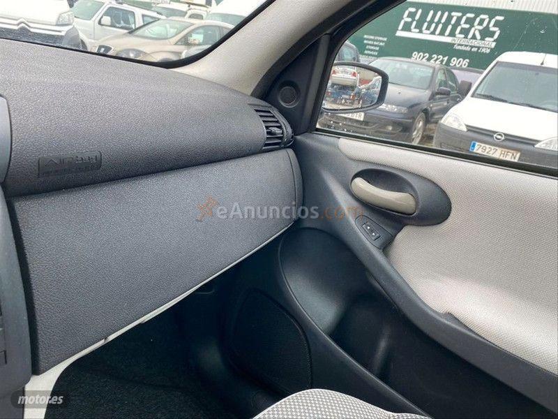 Fiat Stilo 1.9 JTD Dynamic Multi Wagon de 2004 con 251.420 Km por 2.500 EUR. en Madrid