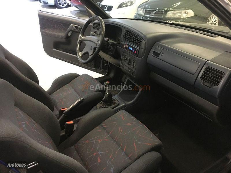 Volkswagen Golf 2.0 AVANTGARDE de 1996 con 230.000 Km por 5.500 EUR. en Madrid