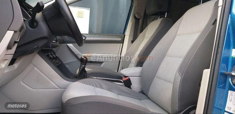 Volkswagen Touran Advance 2.0 TDI SCR 150CV BMT de 2016 con 163.000 Km por 19.900 EUR. en A Coruna