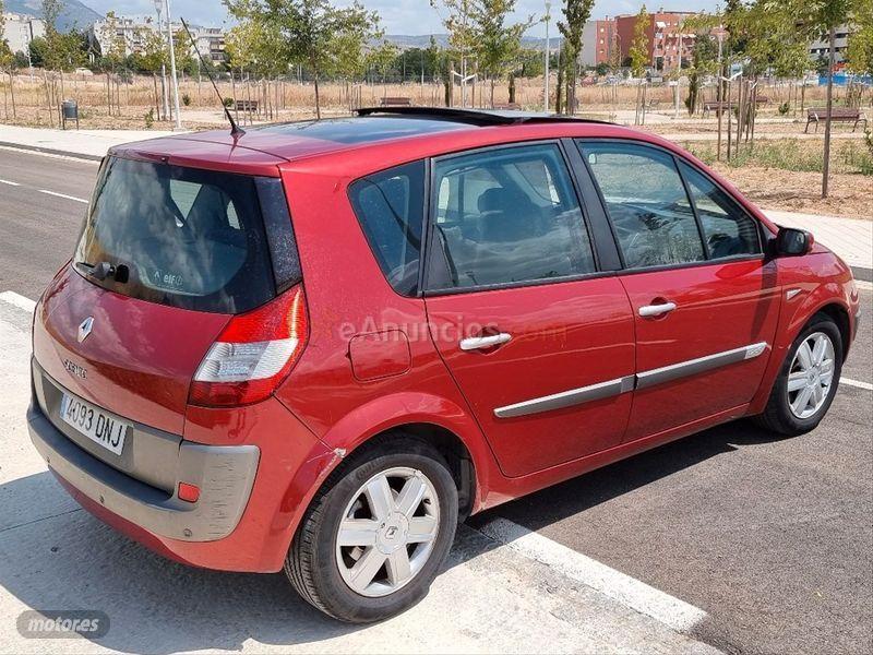 Renault Scenic EXCEPTION 1.9DCI de 2005 con 207.000 Km por 2.000 EUR. en Granada