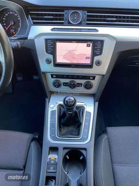 Volkswagen Passat Variant Advance 2.0 TDI 110kW150CV BMT de 2016 con 57.000 Km por 19.990 EUR. en Badajoz