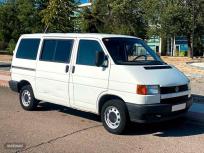 Volkswagen Transporter TRANSP. KOMBI 9 2.4  SYNCR de 1994 con 335.000 Km por 3.990 EUR. en Madrid